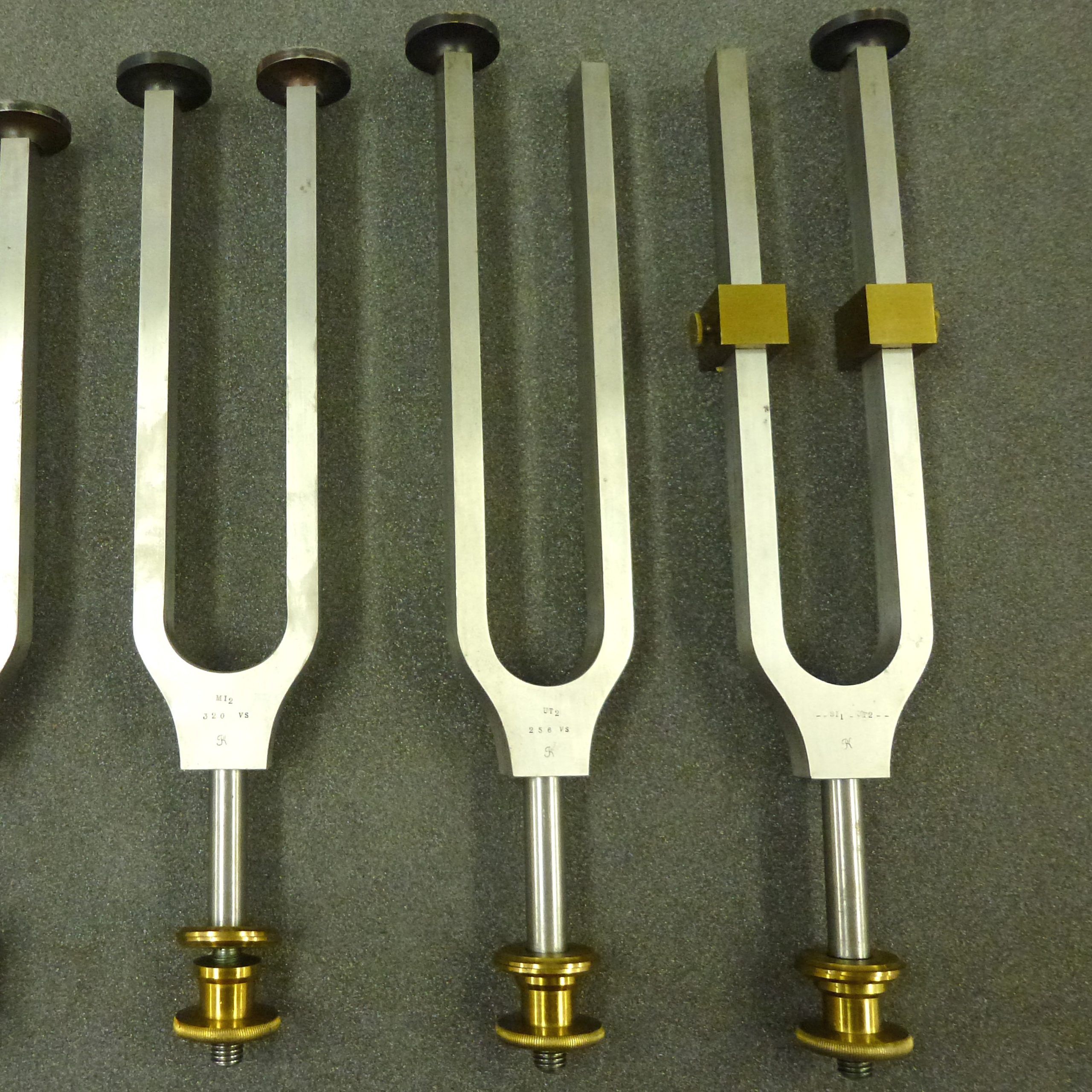Tuning fork by Dr. R. König: UT₂