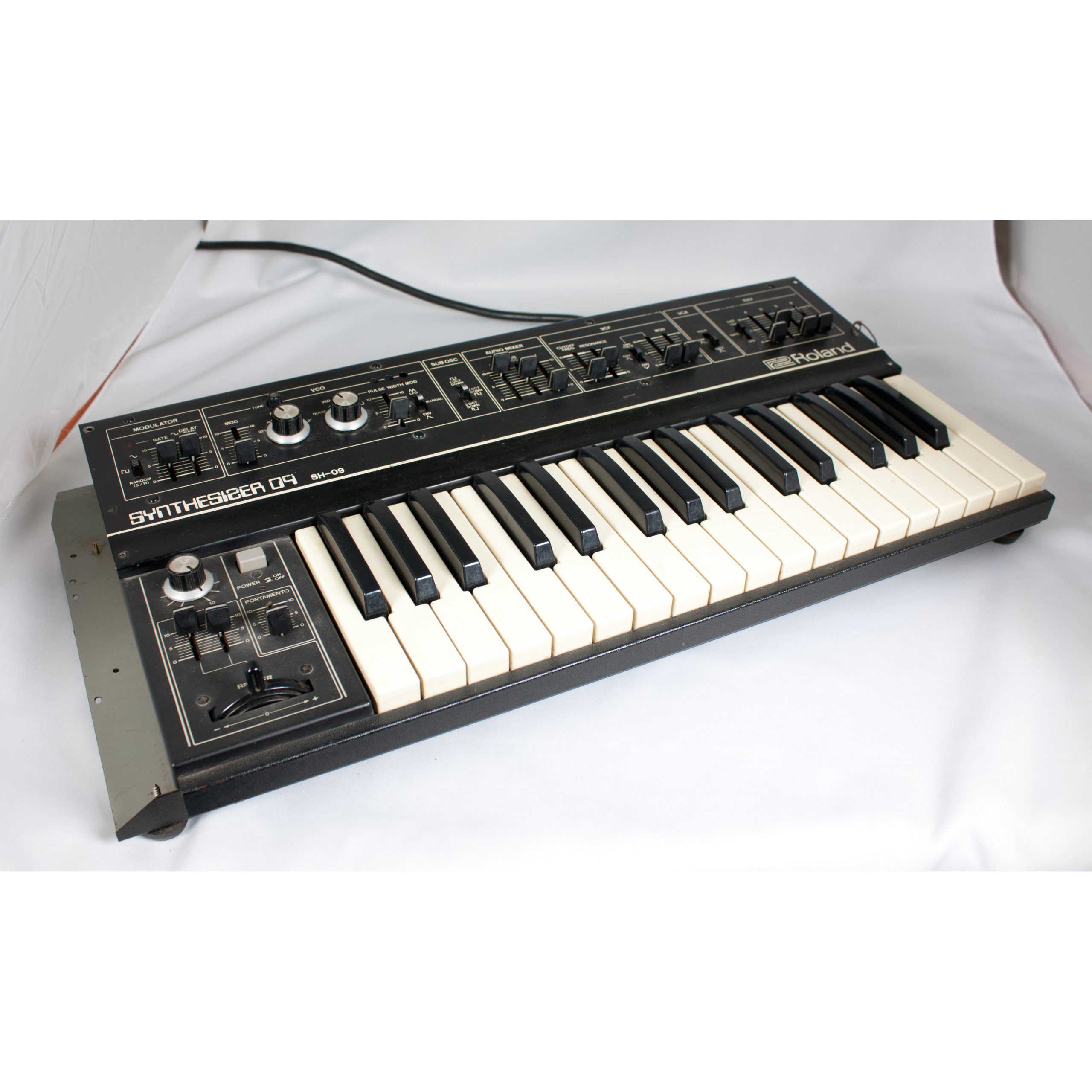 Roland SH-09 analog synthesizer